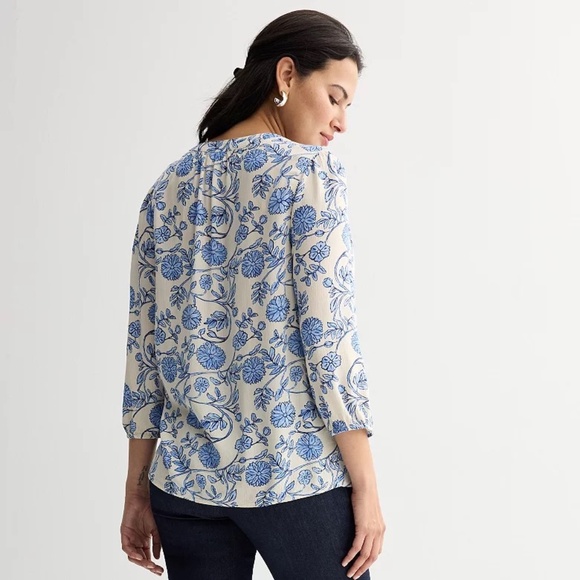 Women's Croft & Barrow® Front Yoke Popover Blouse Petite Medium NWT - Picture 4 of 16